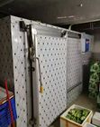 Комната холодильных установок воздушного охлаждения с идеальным проведением изоляции жары