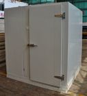 Комната холодильных установок воздушного охлаждения с идеальным проведением изоляции жары